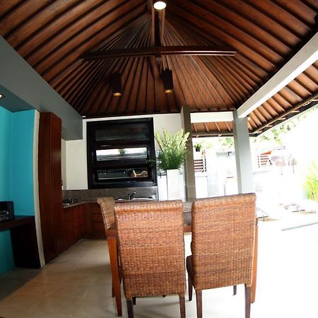 Villa D'Suite Seminyak  Exterior photo