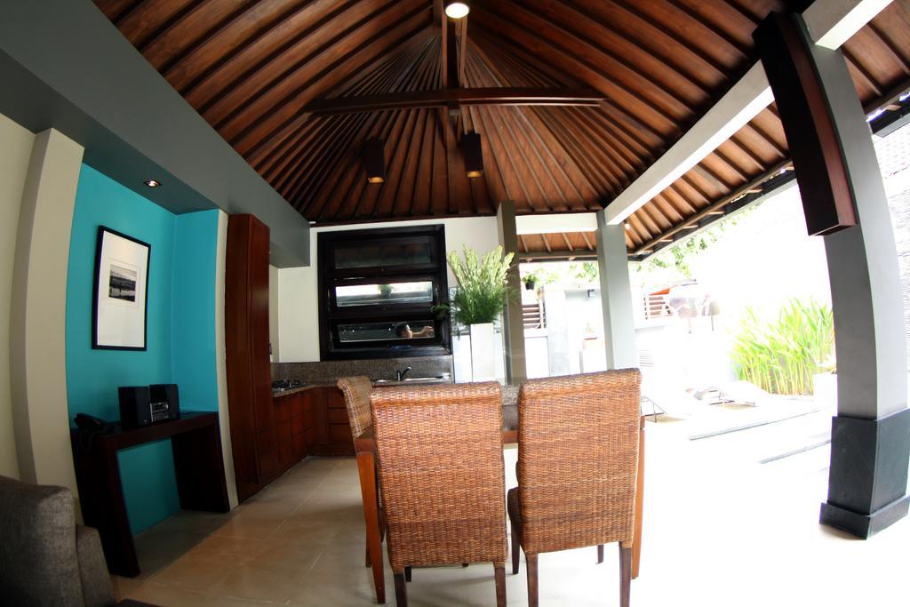 Villa D'Suite Seminyak  Exterior photo